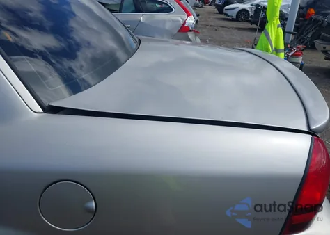 2010 Mercury Grand Marquis Ls (Fleet Only) из США, поврежденный, VIN 2MEBM7FVXAX627718